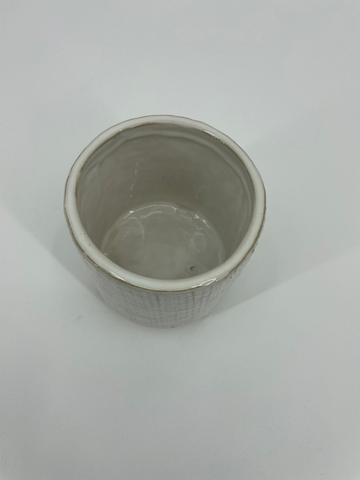 CB4034 CERAMIC ROUND POT w/LEG D4.5x4.5"H