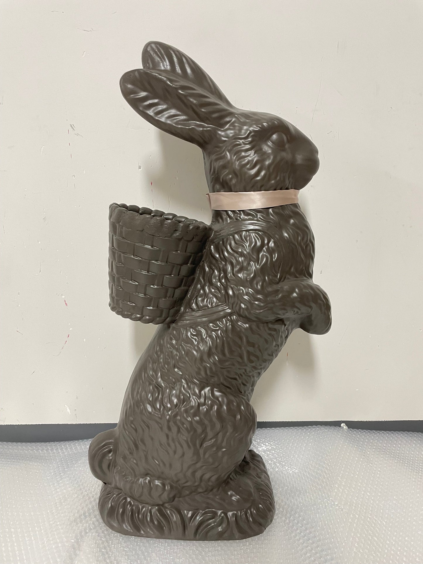 ER13002 RESIN CHOCOLATE RABBIT,35in-1P
