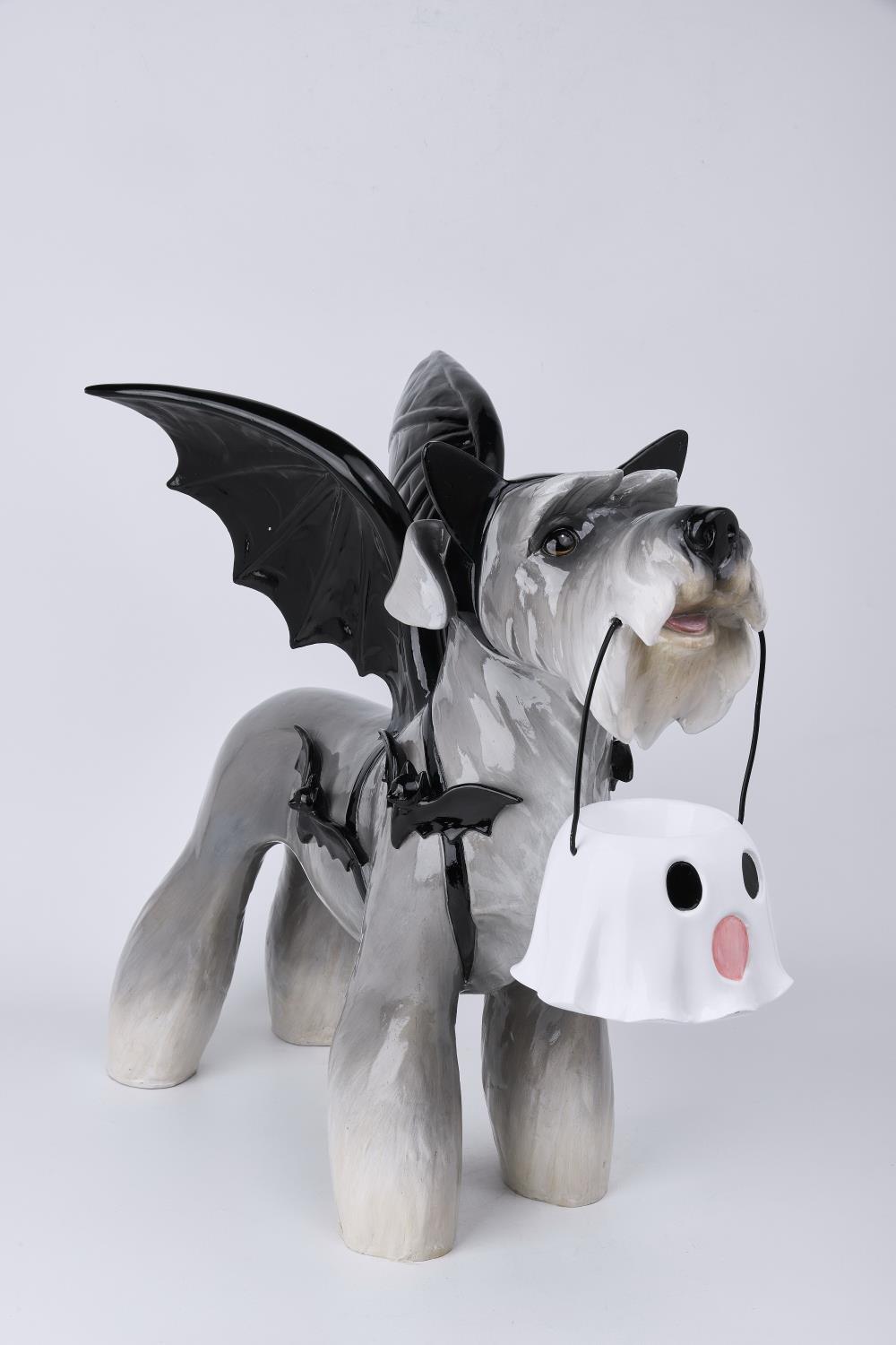 HR10007 SCHNAUZER IN BATMAN COSTUME w/BKT,20"