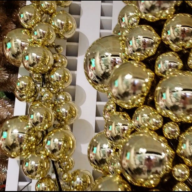 XM12631 ORNAMENT GARLAND,9'x10in
