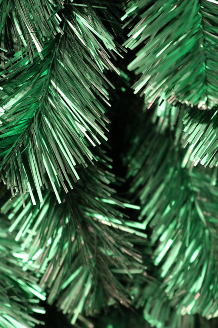 XM12247 REGULAR CUT TINSEL SLIM TR,6'x31in