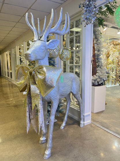 XR13381 RESIN STANDING REINDEER 84"