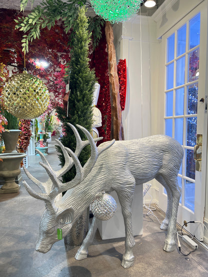 XR13382 RESIN HEAD DOWN REINDEER 48.5"