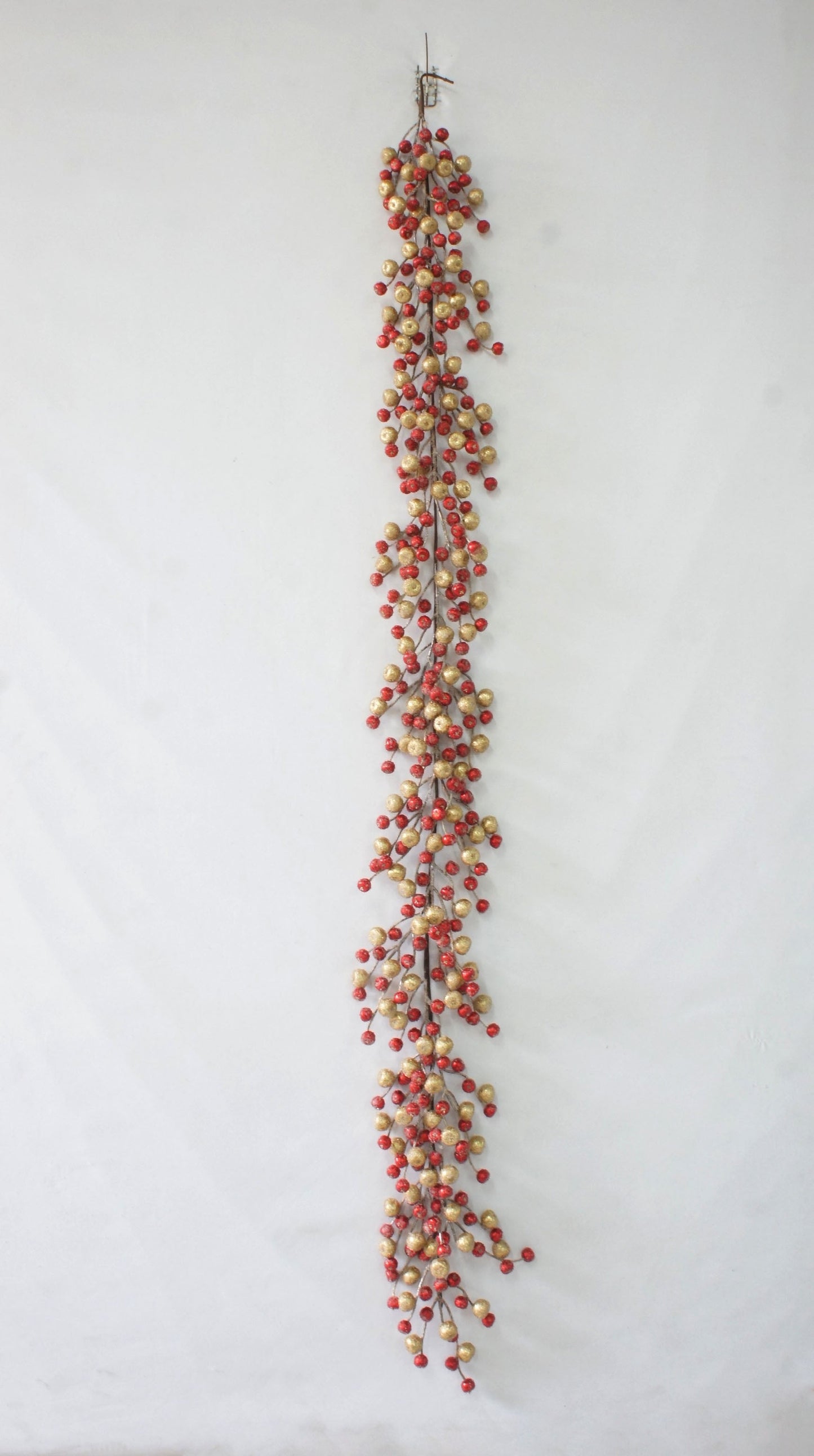 BE10422 ICED METALLIC CARBAPPLE GARLAND,6'