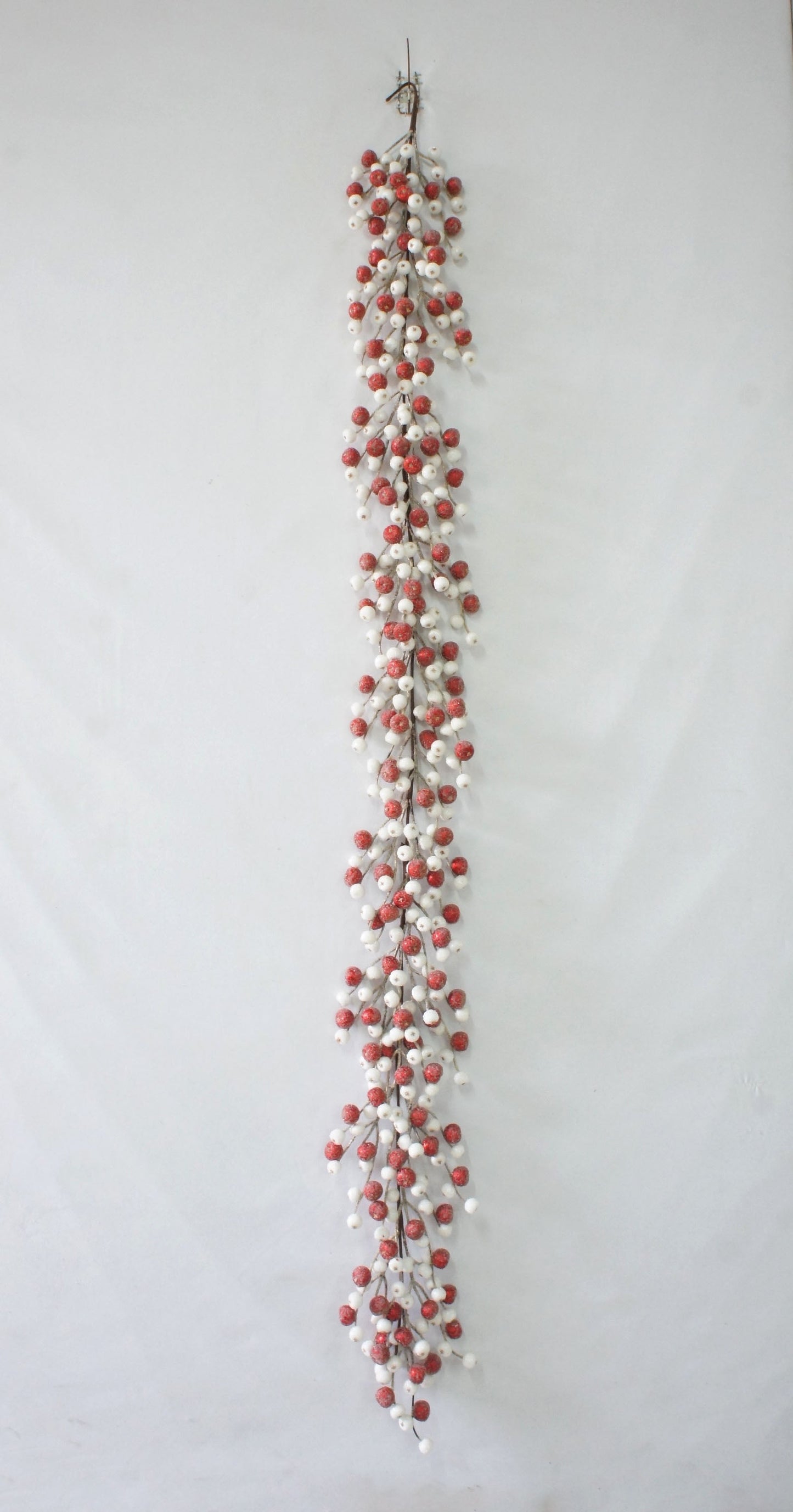 BE10422 ICED METALLIC CARBAPPLE GARLAND,6'
