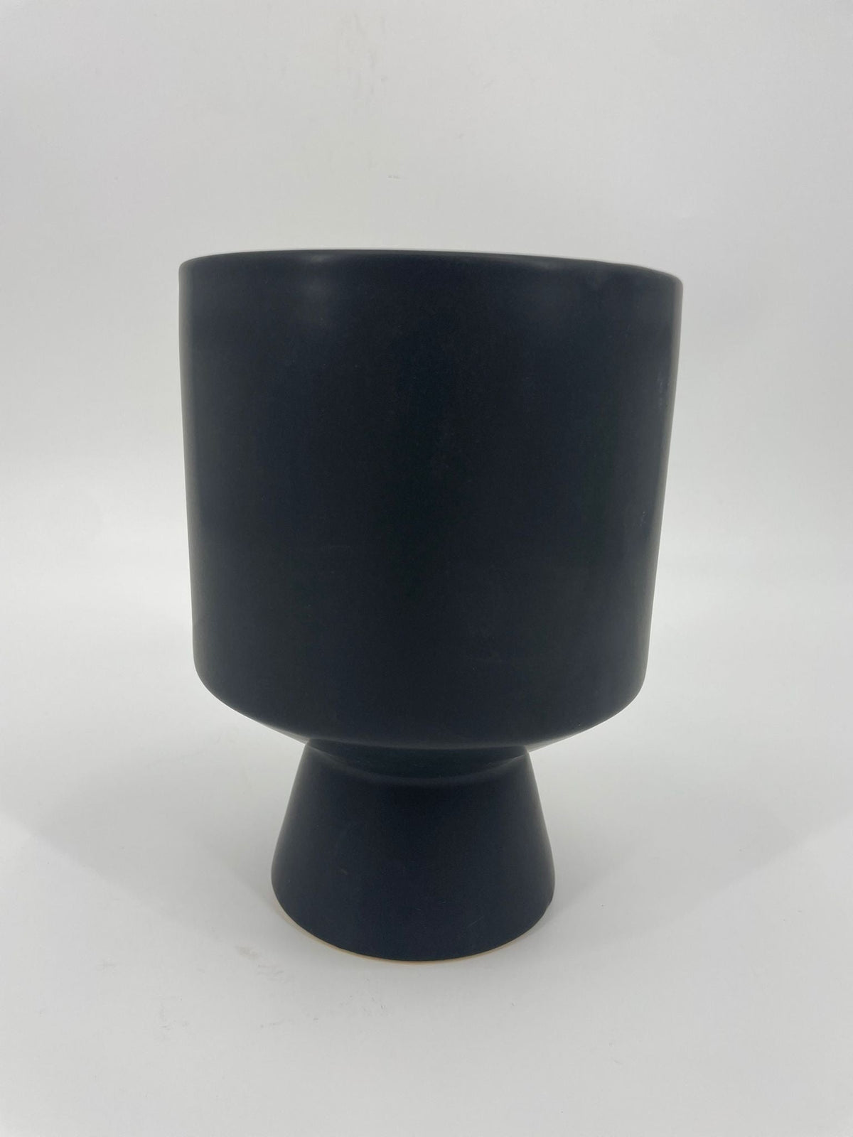 CB4001 CERAMIC CHAMPION CUP POT   D5.75x8"H