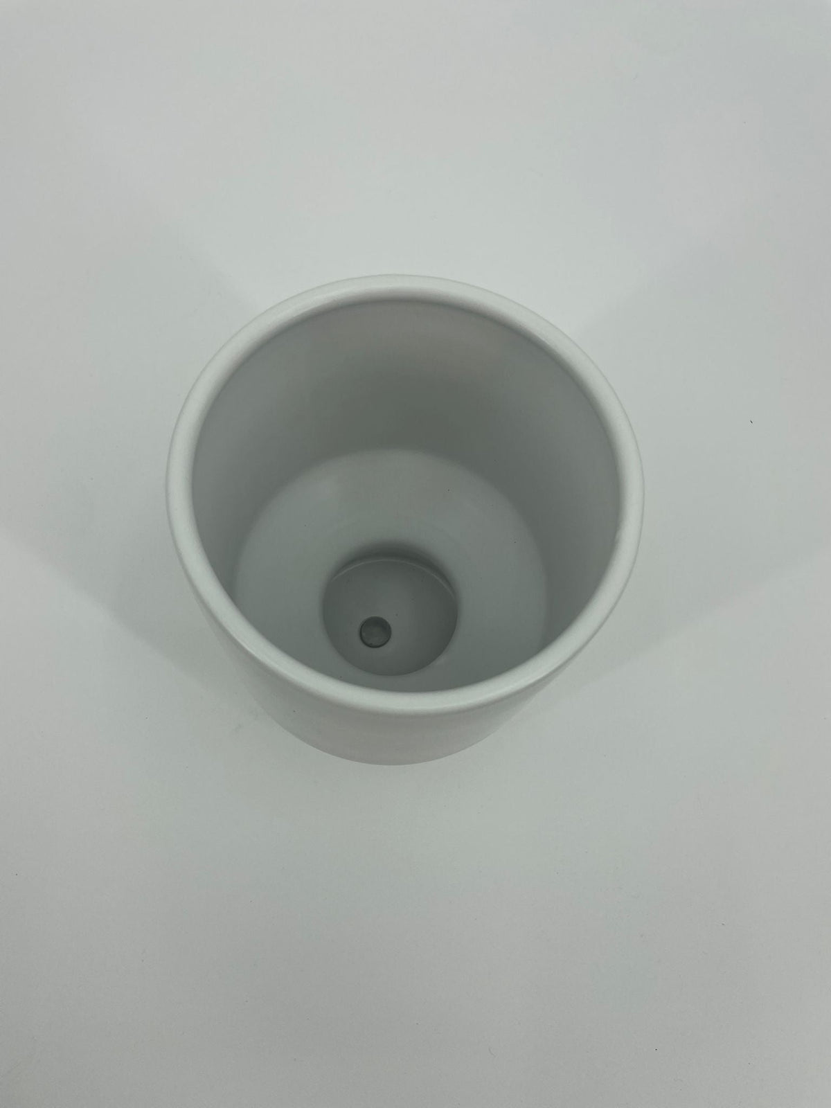 CB4001 CERAMIC CHAMPION CUP POT   D5.75x8"H