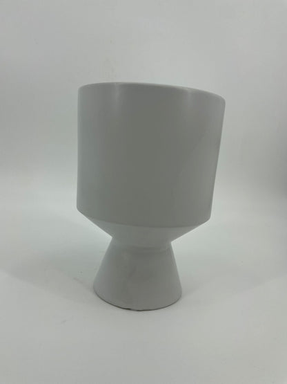 CB4002 CERAMIC CHAMPION CUP POT   D7x10"H