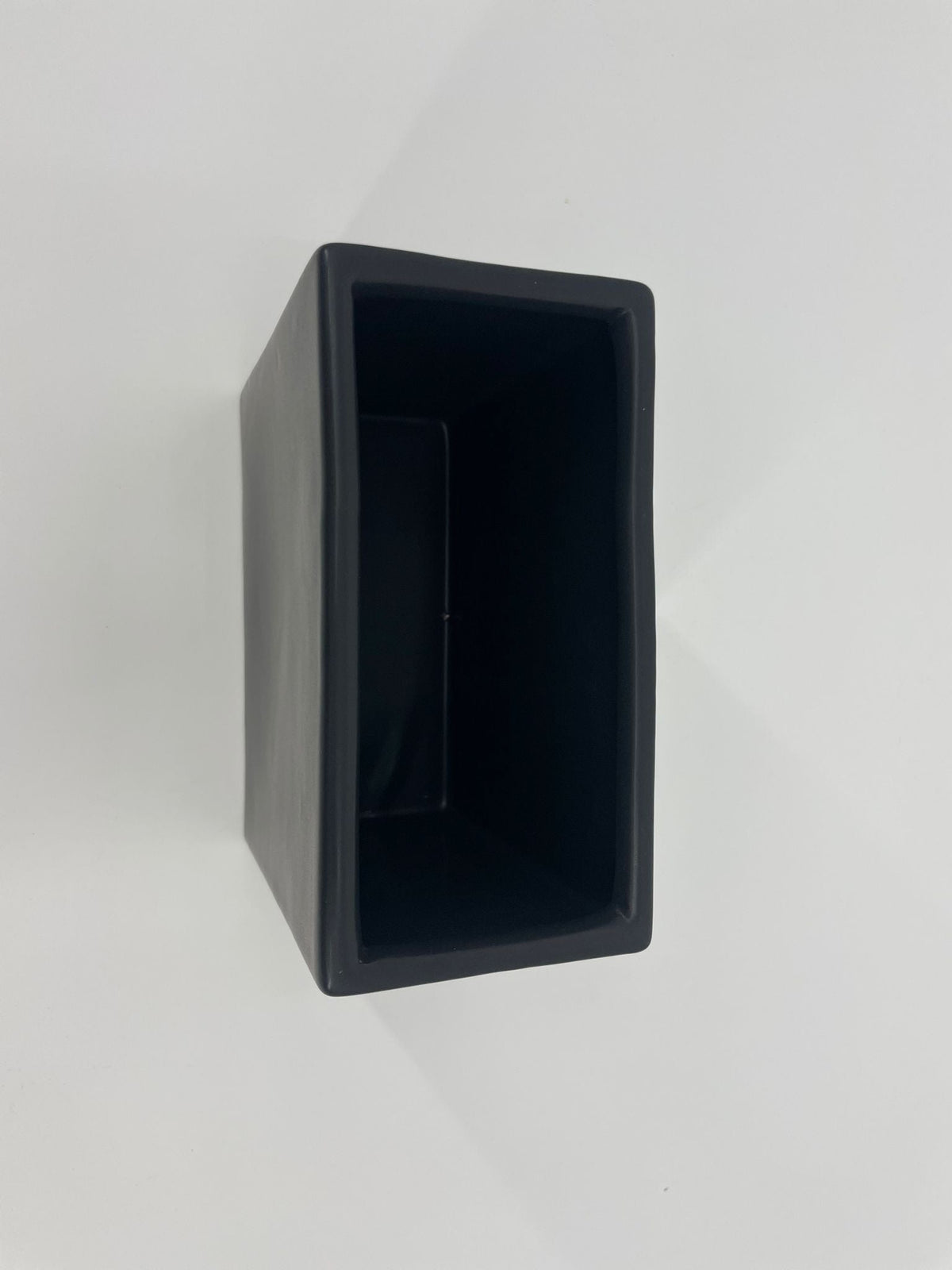 CB4006 CERAMIC RECTANGLE POT   5x3x5.5"