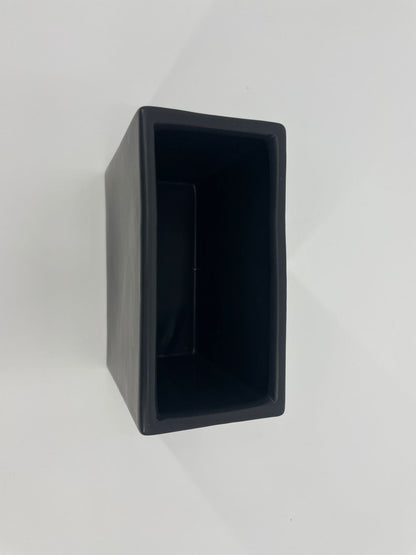 CB4006 CERAMIC RECTANGLE POT   5x3x5.5"