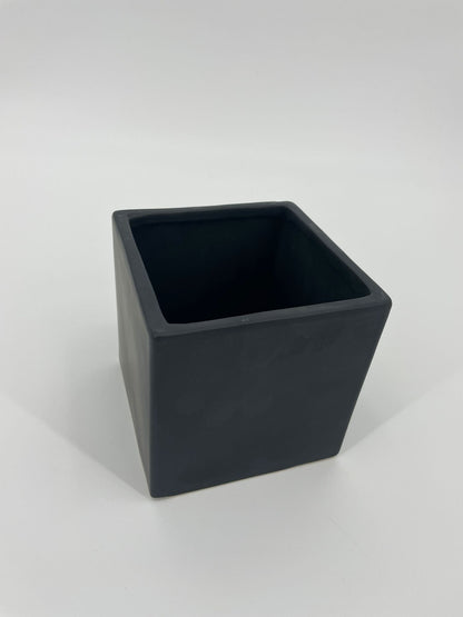 CB4015 CERAMIC SQUARE POT   5"