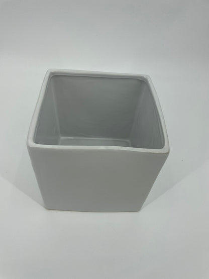 CB4017 CERAMIC SQUARE POT   8"