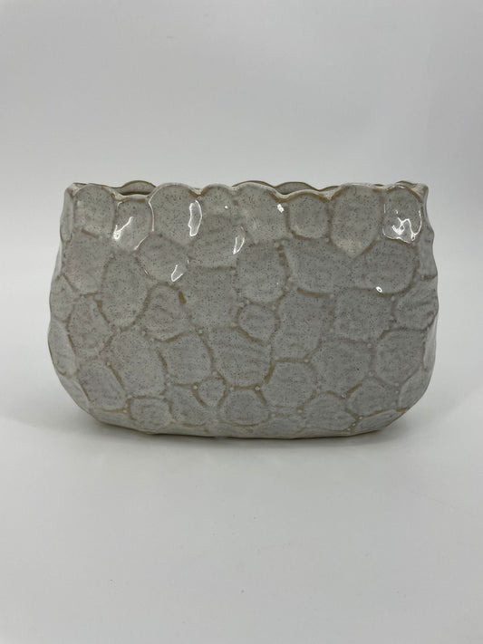 CB4023 CERAMIC LOW OVAL POT   D8.5x3.75x5.5"H