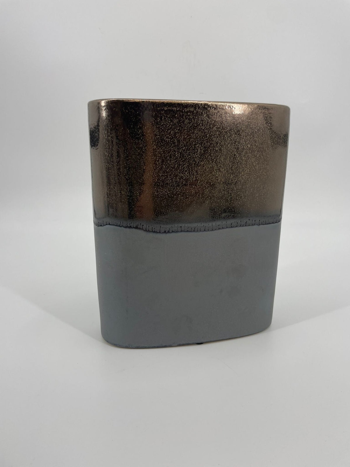 CB4027 CERAMIC OVAL POT   D8x3x9"H