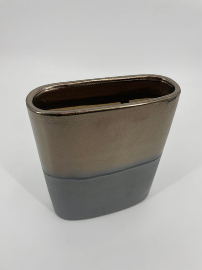 CB4027 CERAMIC OVAL POT   D8x3x9"H