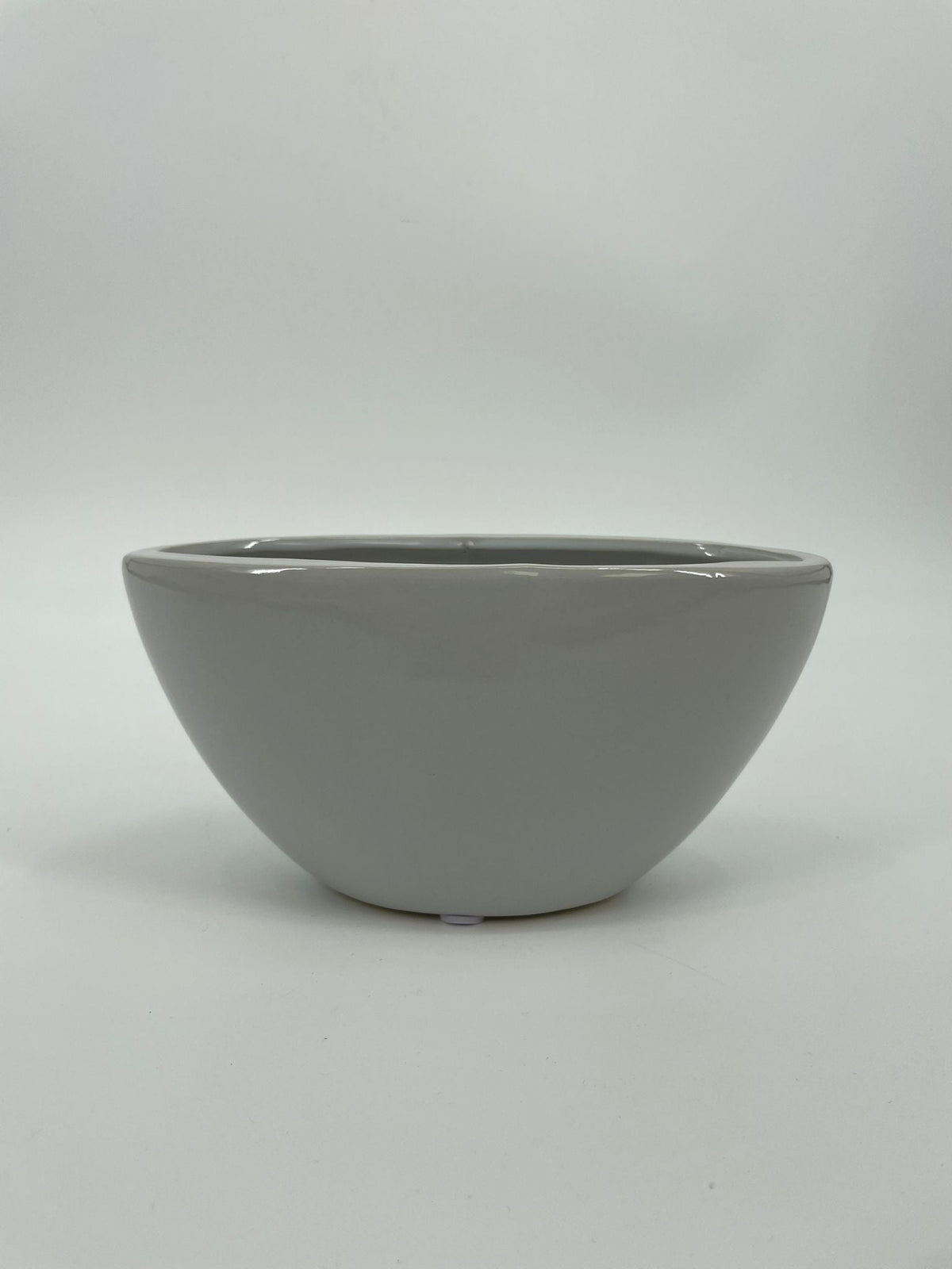 CB4054 CERAMIC TAPERED OVAL BOWL   D8.5x4x4"H