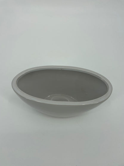 CB4054 CERAMIC TAPERED OVAL BOWL   D8.5x4x4"H