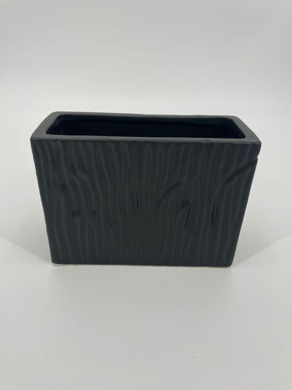 CB4057 CERAMIC RECTANGLE POT   7x3x5"