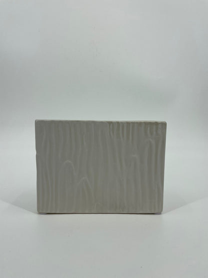 CB4057 CERAMIC RECTANGLE POT   7x3x5"