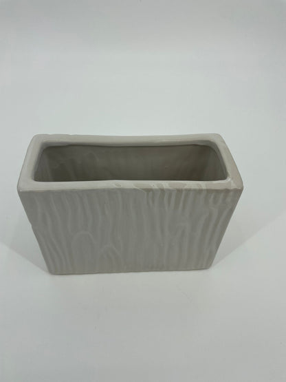 CB4057 CERAMIC RECTANGLE POT   7x3x5"