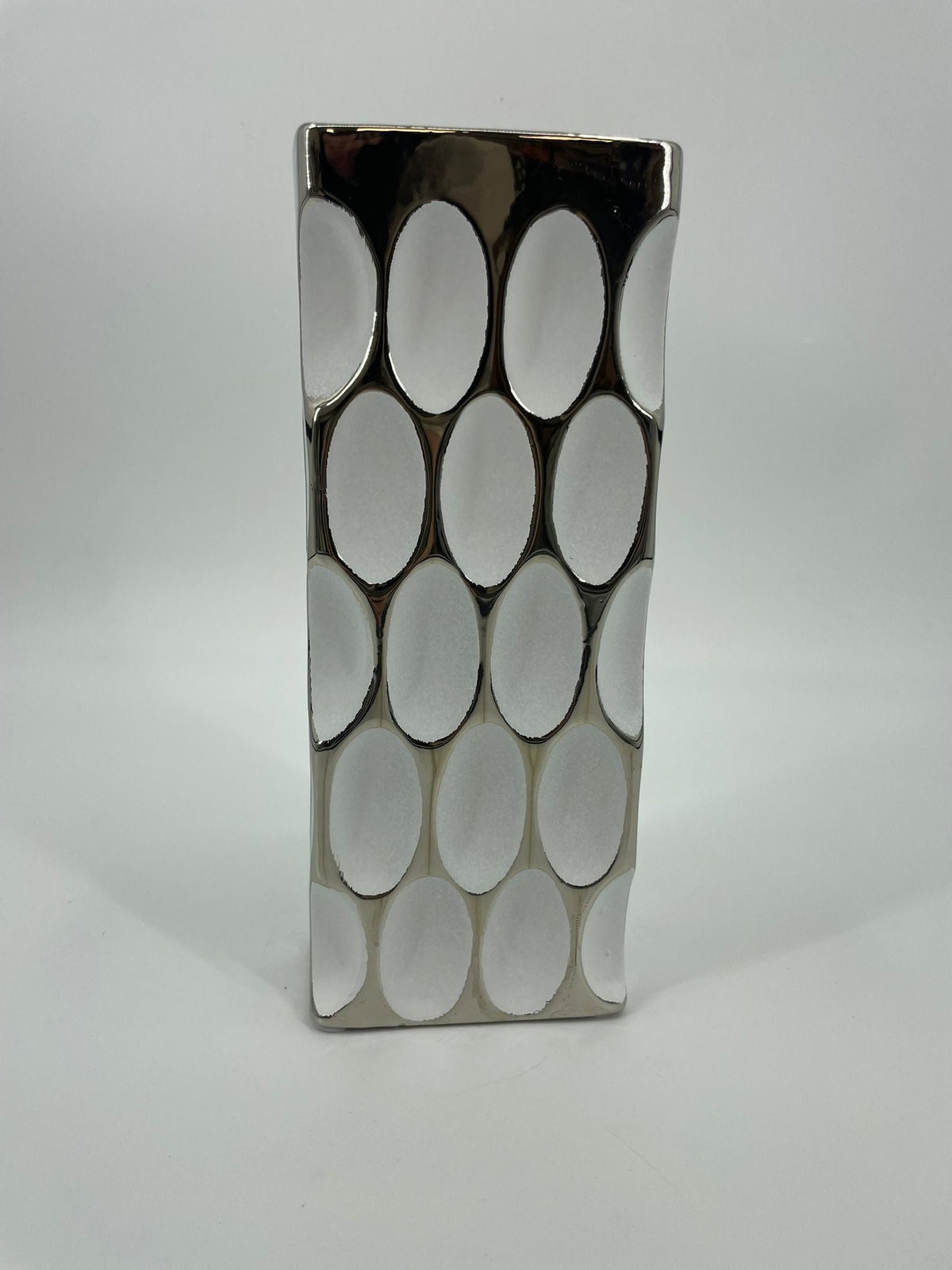 CB4061 CERAMIC RECTANGLE TALL VASE   5x3x11.5"
