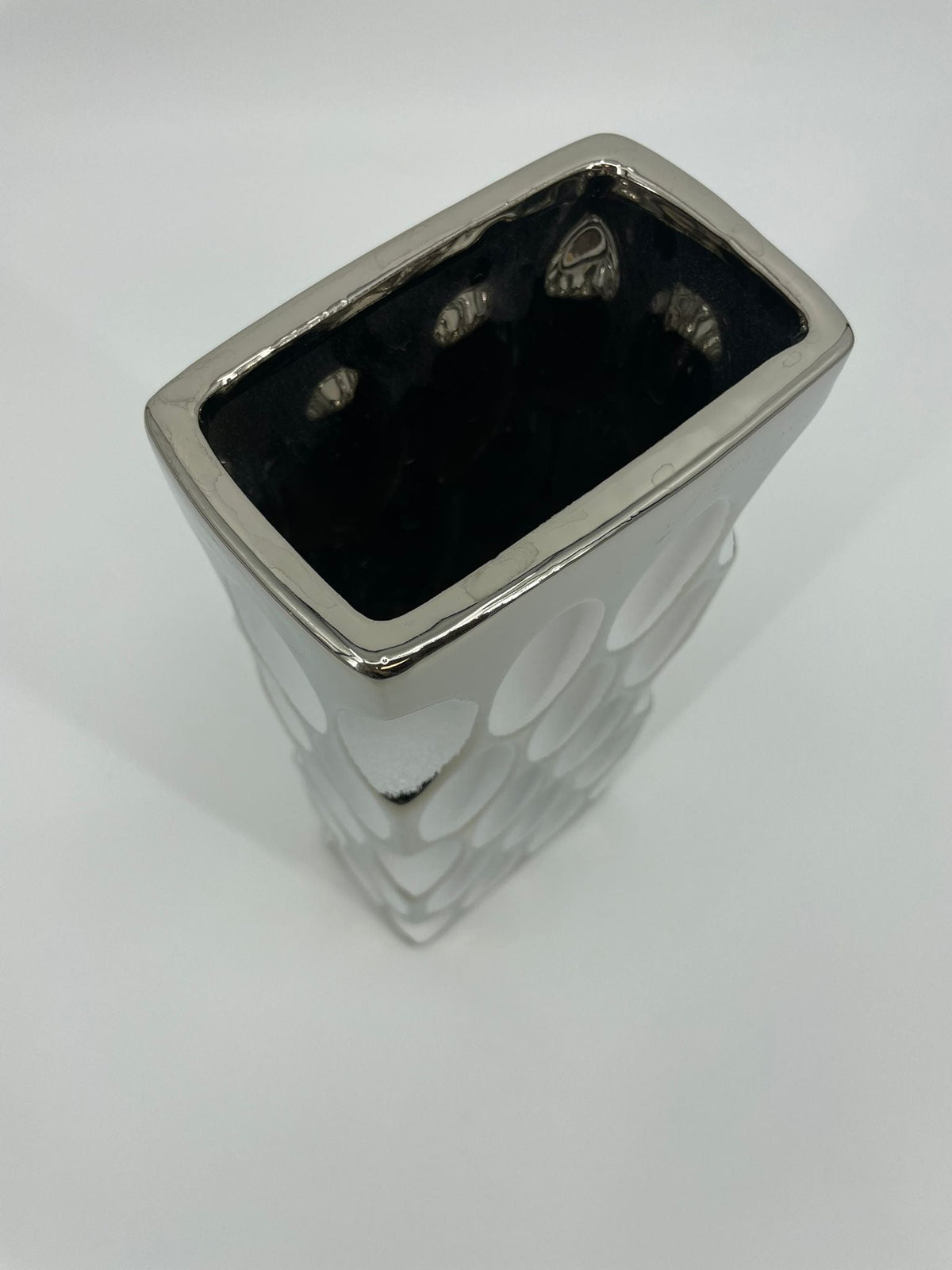 CB4061 CERAMIC RECTANGLE TALL VASE   5x3x11.5"