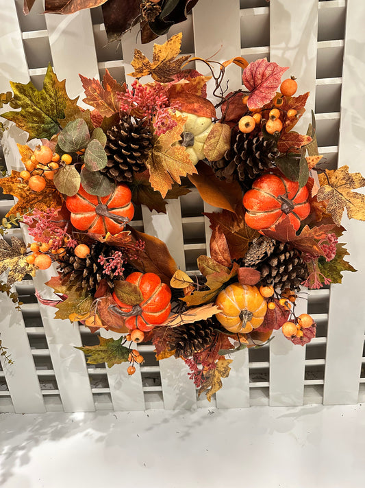 AU10091 PUMPKIN/PCONE/MAPLE WREATH 24in