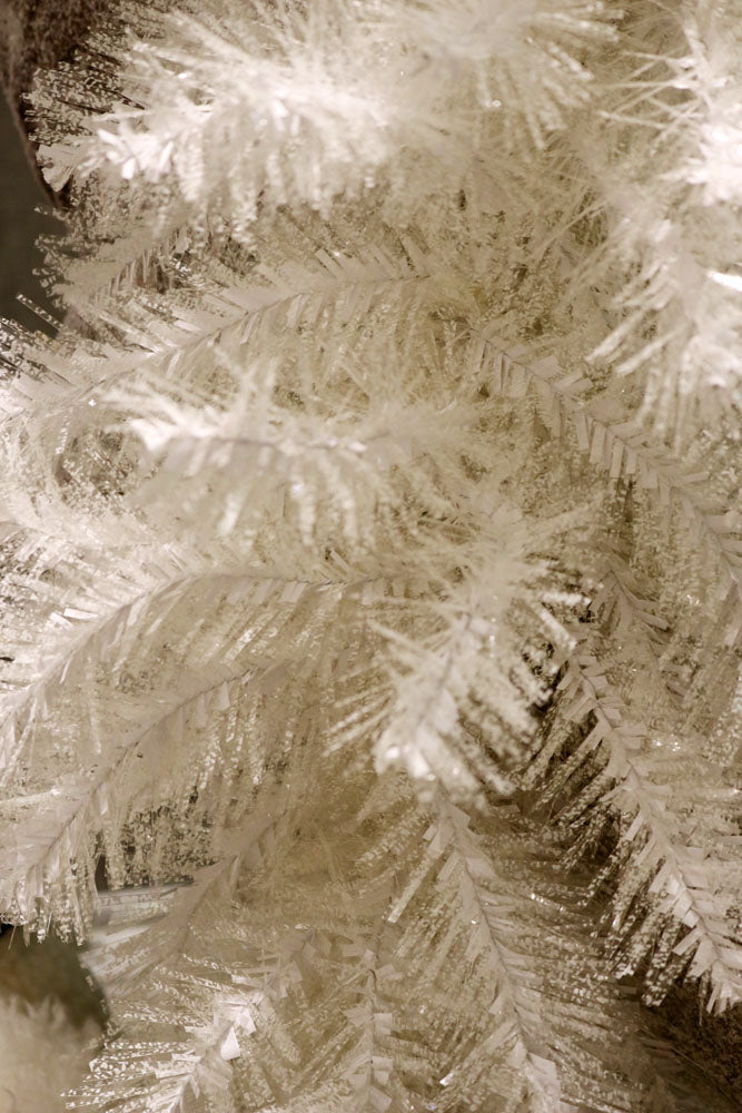 XM12625 CHUNKY CUT TINSEL SLIM TREE,5'x25in