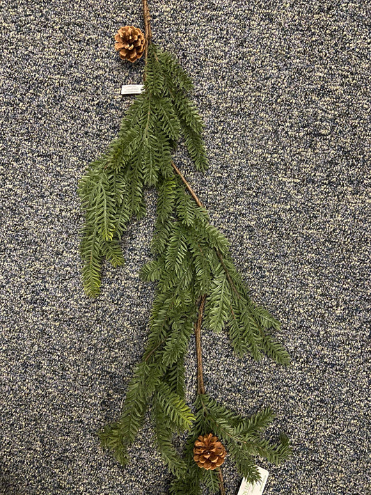 XM13551GR CYPRESS GARLAND,6'-4/16P