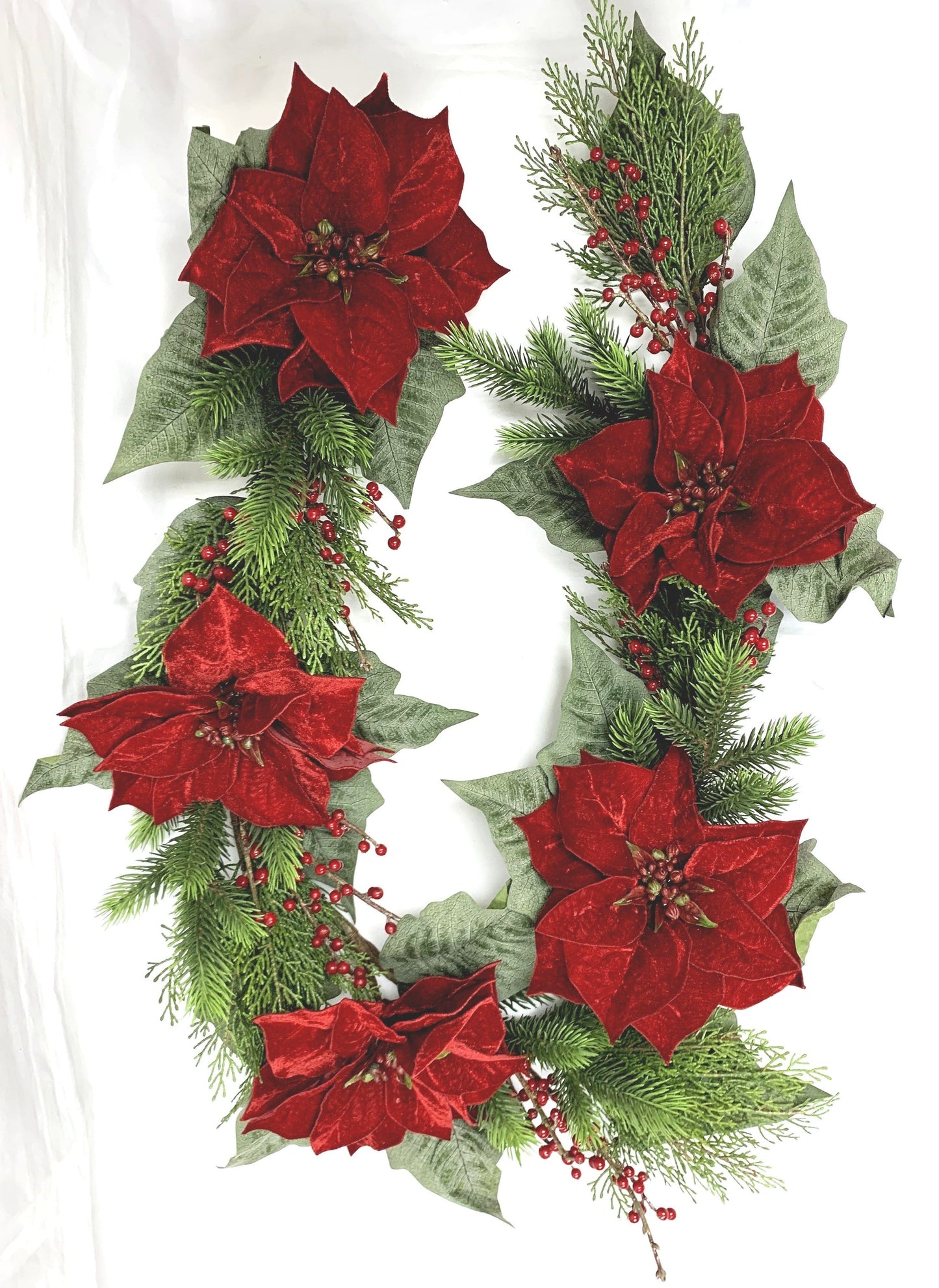 XM13672 MIXED POINSETTIA/CEDAR GRLD,5'-2P