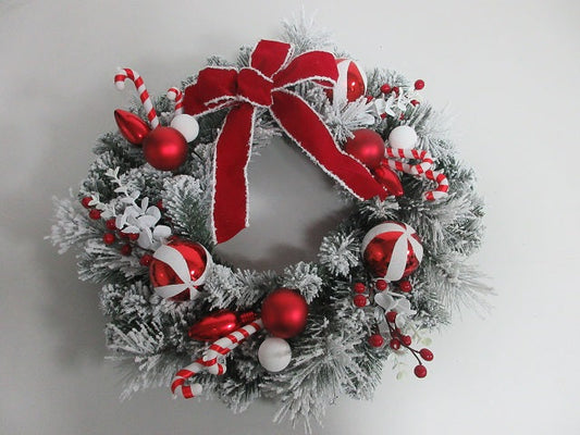 XM14451 MIXED SNOW PINE/BOW/ORN WREATH,24"