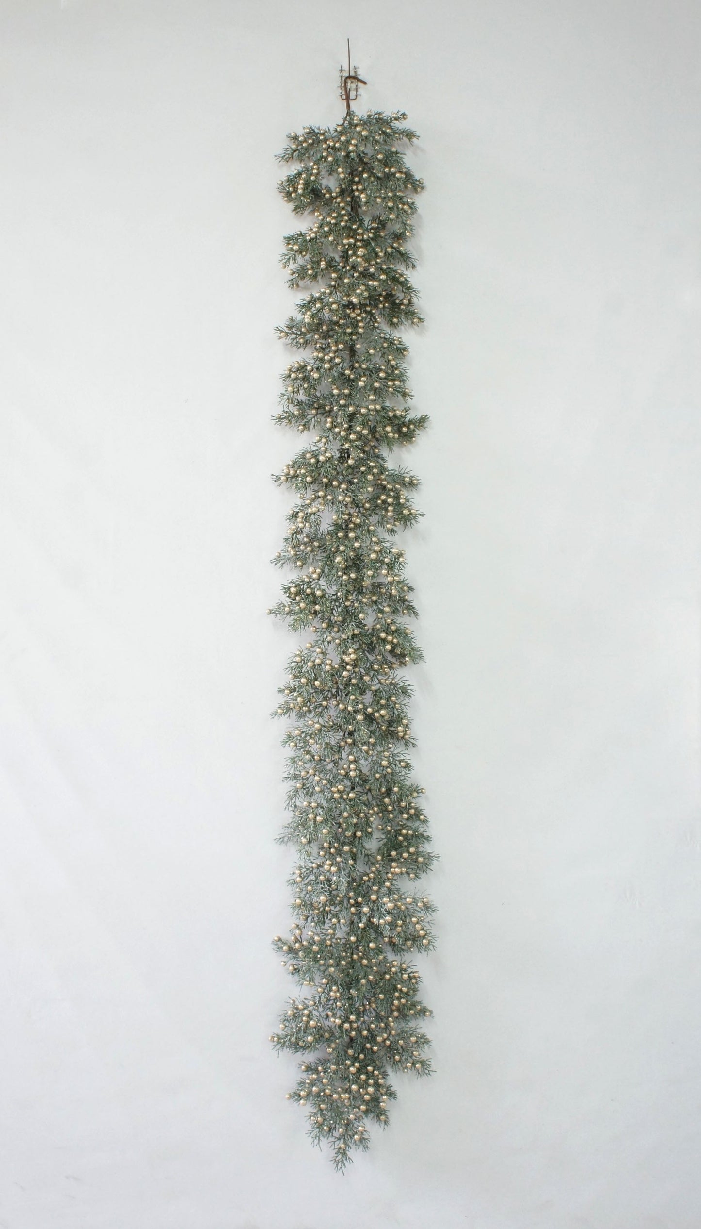 XM14695 FROSTED/GLT CDEAR/MET BERRY GARLAND,6'
