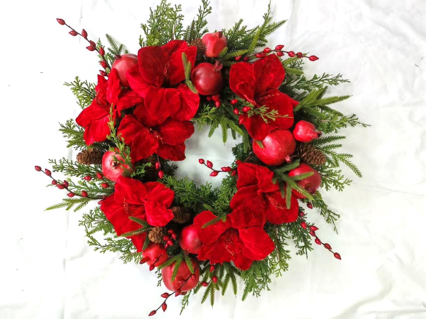 XM14710 MIX PINE/AMARYLLIS/POMEGRANATE WREATH,24"