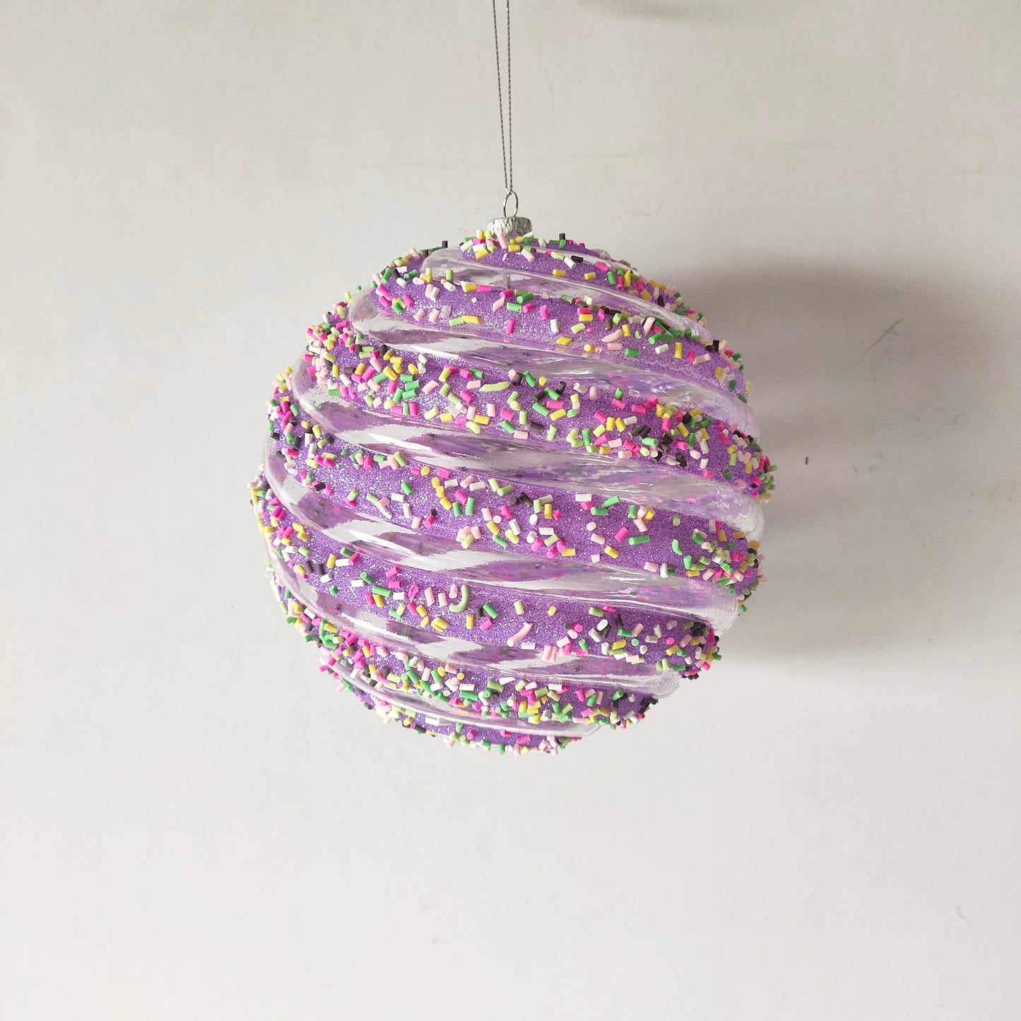 XO1113 SPIRAL BALL w/SPRINKLE,6"