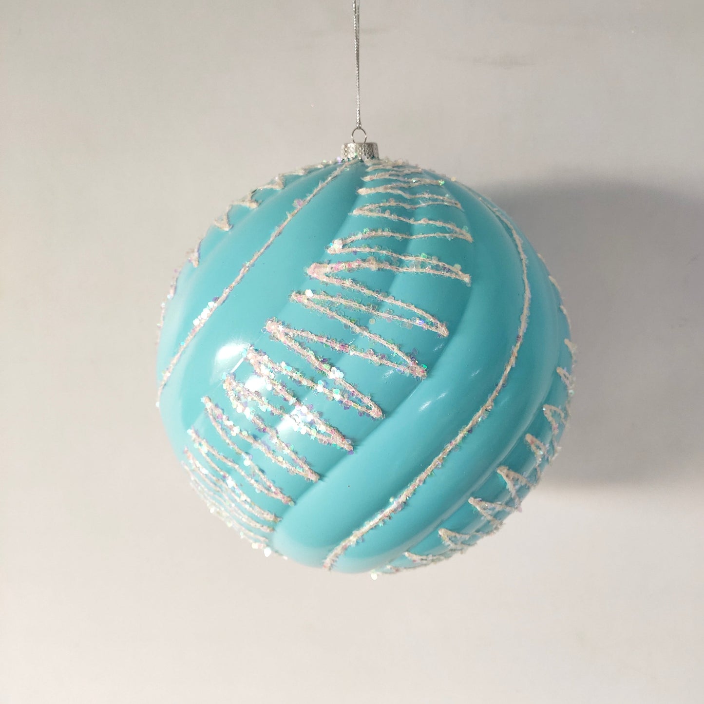 XO1117 SWIRL BALL w/GLITTER,10"