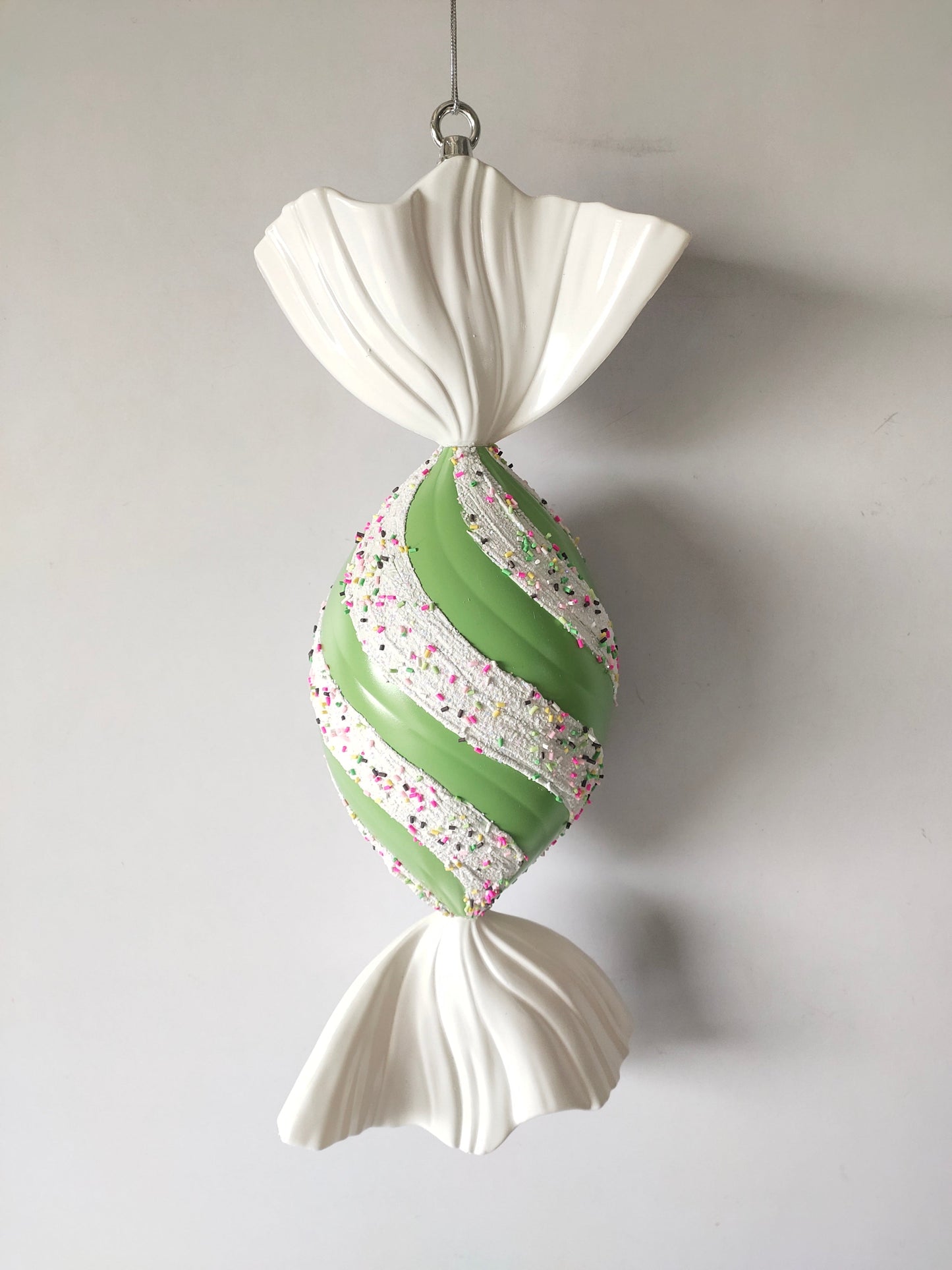 XO1119 SWIRL CANDY ORN w/SPRINKLE,19"
