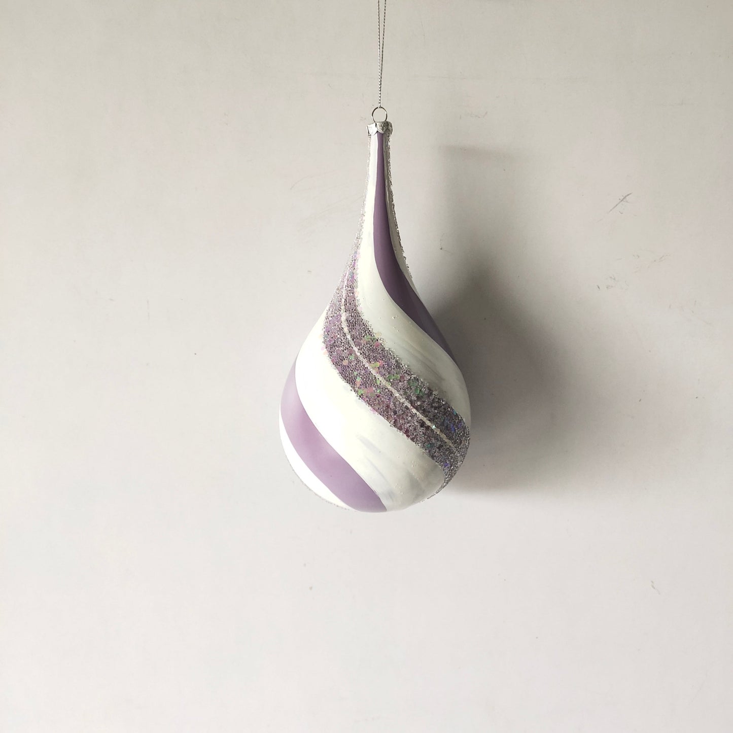XO1120 SWIRL TEARDROP w/BEADS,7"