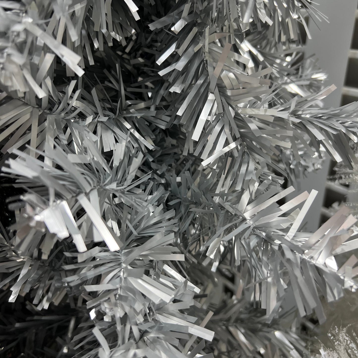 XM12639 CHUNKY CUT TINSEL PICKx5,14in